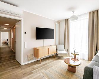 limehome Budapest Mosonyi u - Budapest - Wohnzimmer