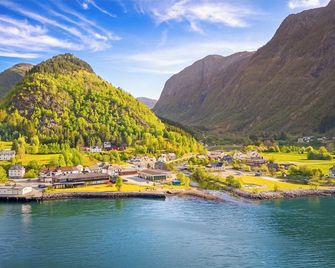 Sogn Hotel - Høyanger