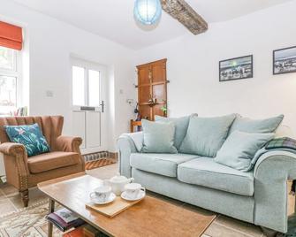 Kingfisher - Ludlow - Salon