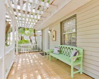 Pirates Pointe Resort - Ruskin - Balcony