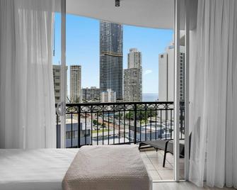 High-Rise Haven in the Heart of Surfers - Surfers Paradise - Balcón