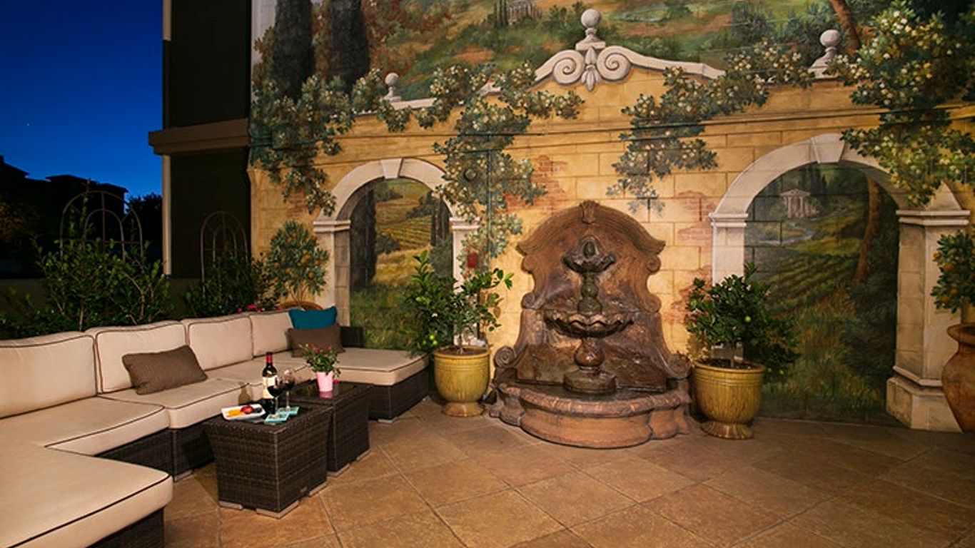 The Dylan Hotel at SFO