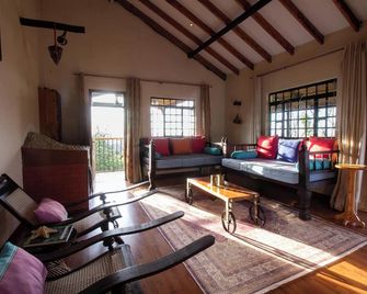 Saba House and Lodges - Machakos - Sala de estar
