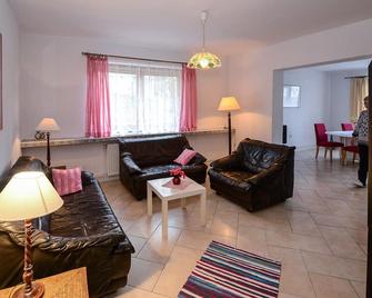 Sweet family home with garden - Cieszyn - Living room