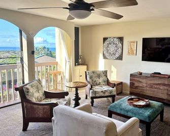 Makaha ocean view - 3 bedroom, 1 bath - Family friendly! - Waianae - Sala de estar