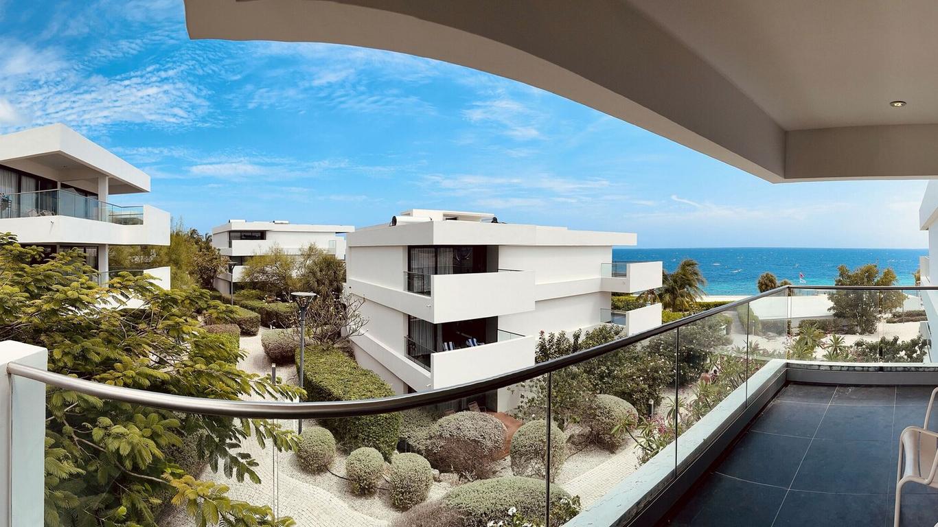 Papagayo Beach Hotel