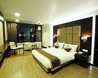 Hotel Ivy - Raipur - Bedroom