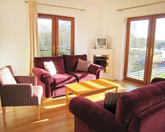 Lakeside Holiday Homes - Killaloe - Living room