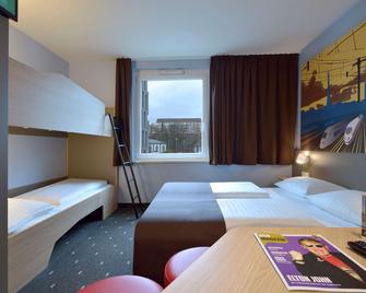 B&B Hotel Saarbrücken-Hbf - זארבריקן - חדר שינה