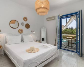 Anamnisi Studio - Adamantas - Bedroom