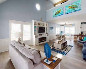 Bella Vista: 4 Br, 2 Ba House In Gilchrist, Sleeps 14 - Gilchrist - Sala de estar