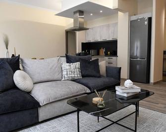 Konstantina Apartment - Athens - Living room