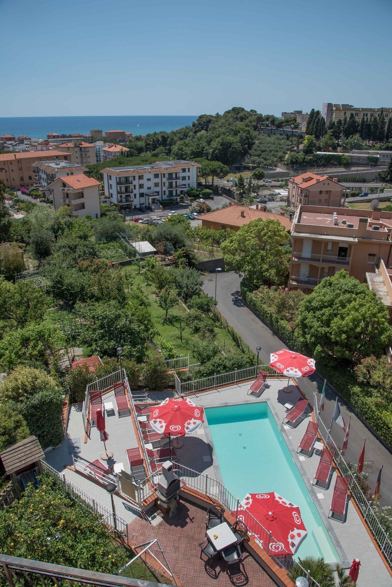 Residence Oleandro - Pietra Ligure - Piscina