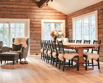 9 person holiday home in Geiranger-By Traum - Geiranger - Jídelna