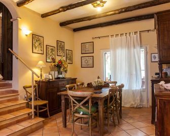 Villa Serenella - Santa Margherita di Pula - Comedor