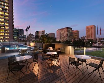 Hilton Adelaide - Adelaide - Zwembad