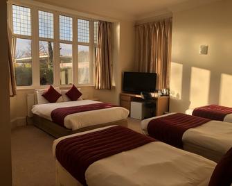 Gatwick Inn Hotel - For A Peaceful Overnight Stay - Horley - Soveværelse