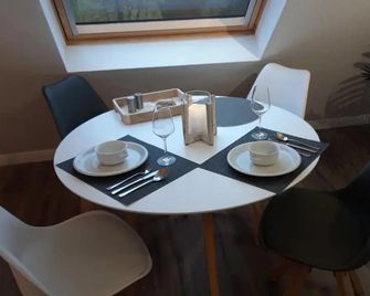 Ferienwohnung an der Kurklinik - Bad Driburg - Essbereich