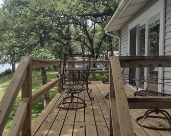Boji Sunset Retreat on Lake Okoboji - Spirit Lake - Patio