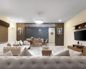 Bkt Cribs - Apartments & Suites - Abuja - Salon