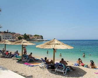 Apartments Grozdana - Primosten - Playa