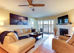 Lake of the Ozarks Waterfront Condo with Views! - Four Seasons - Living room