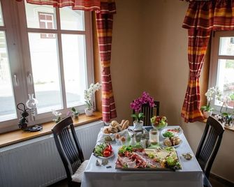 Hotel Villa Huber - Verditz - Essbereich