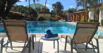 拉斯埃斯普埃拉斯酒店 - 賴比瑞亞 - 賴比瑞亞 - 游泳池