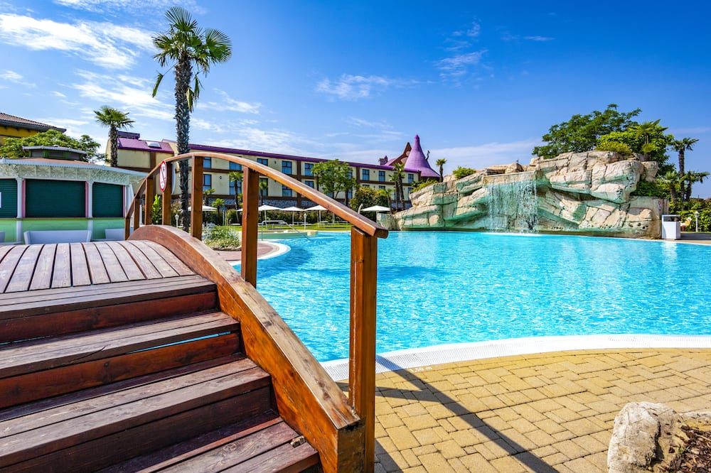 Gardaland Magic Hotel - Castelnuovo del Garda - Басейн