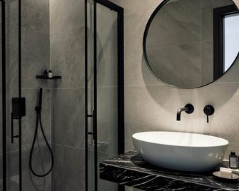 Acteon Hotel - Ios - Bathroom