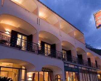 Hotel Margherita - Praiano - Building