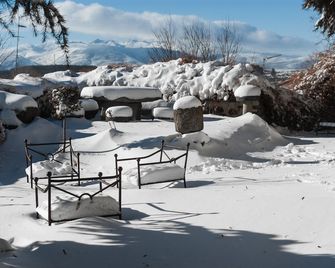 Posada Real La Casa de Arriba - Navarredonda de Gredos - Edificio