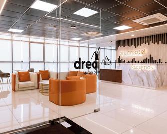 Dreamotel Luxury Suites and Rooms - Palakkad - Lobby