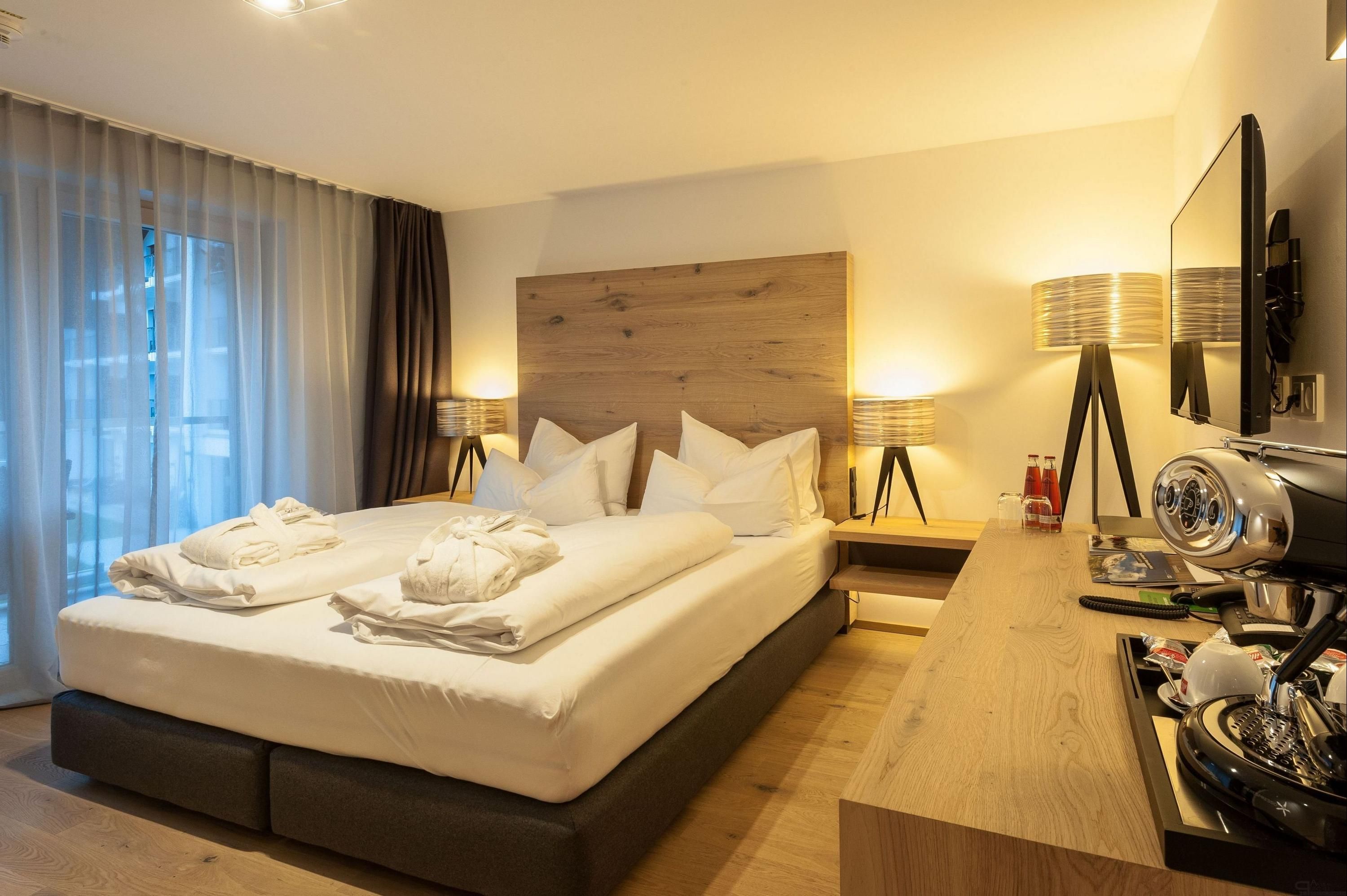 داس جريسيك - ماونتن هايداواي آند هيلث كيري