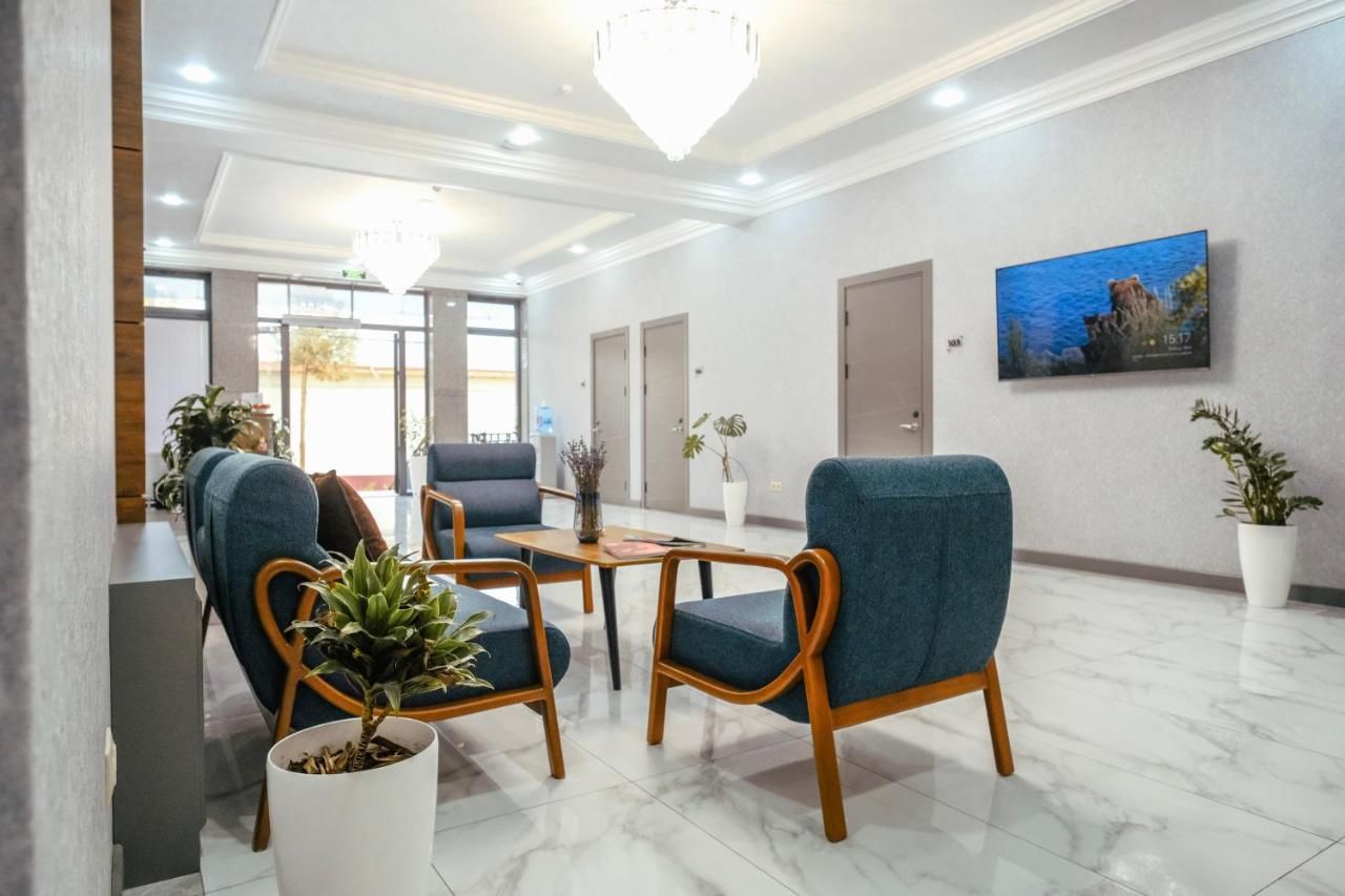 Parklane Hotel