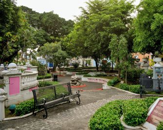 Honky Tonk Colonial - Santo Domingo - Outdoor view