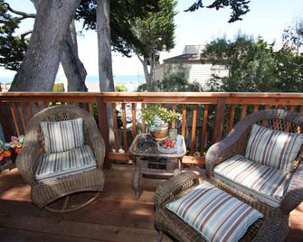 The Jabberwock Bed & Breakfast - Monterey - Balcony