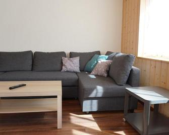 Ufem Egg Ferienwohnungen - Innertkirchen - Wohnzimmer