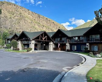 Salmon Rapids Lodge - Riggins - Edificio