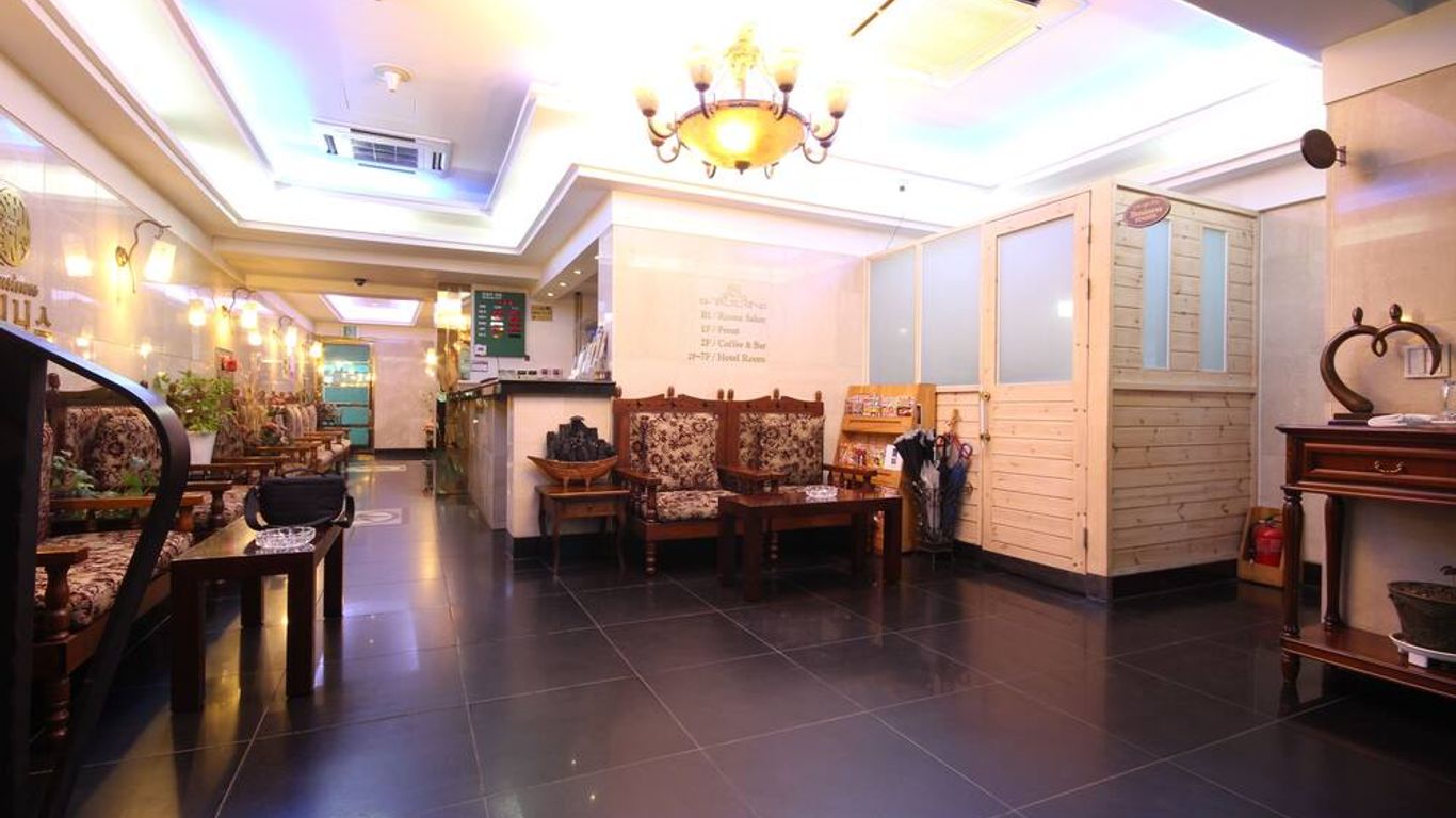 Cheonan Business Hotel