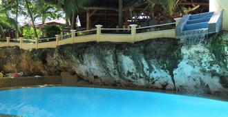 Sun Apartelle Hotel - Panglao - Pool