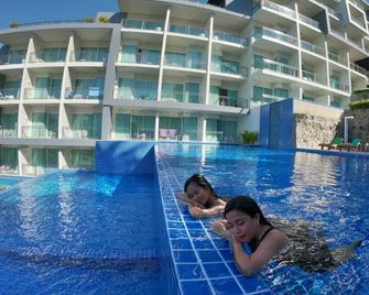 Sugar Palm Grand Hillside Hotel (SHA Plus+) - Karon