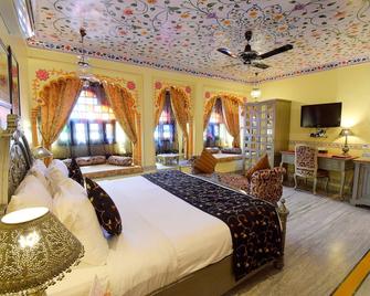 Umaid Bhawan - A Heritage Style Boutique Hotel - Jaipur - Bedroom