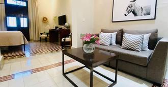 The Diplomat Boutique Hotel - Mérida - Living room