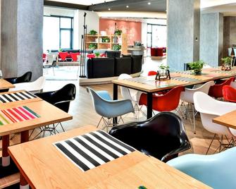 ibis Yichang Bayi Rd - Yichang - Restaurant