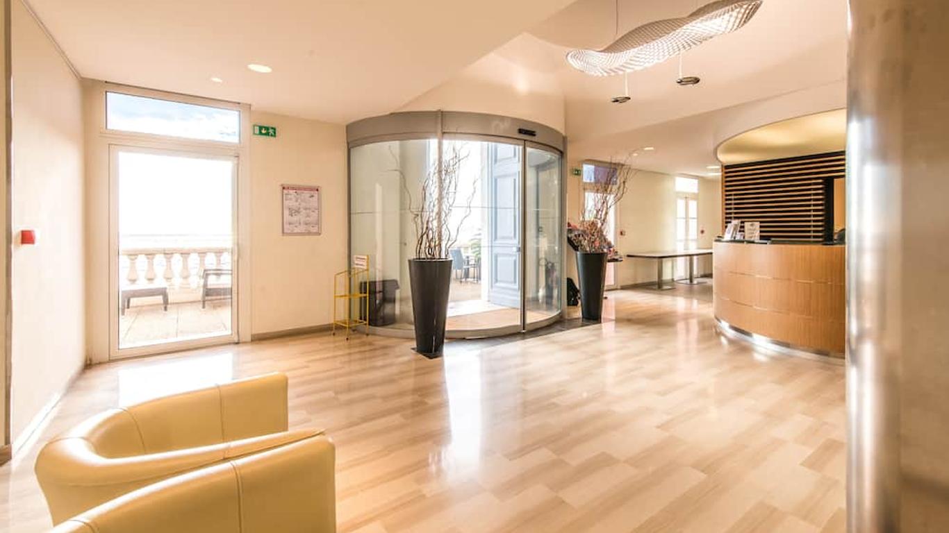 لو سانت باول هوتل