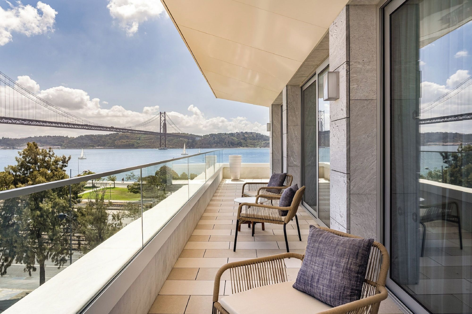 حياة ريجينسي ليزبون - لشبونة - شرفة