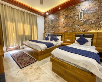 Hotel Chinar Katra - Katra - Bedroom