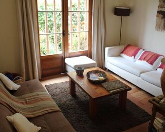 El Arbol Hostel - La Serena - Wohnzimmer