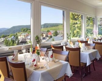 Hotel & Chalets Herrihof - Todtnau - Restaurant